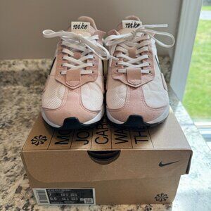 Women's Nike Air Max Pre Day